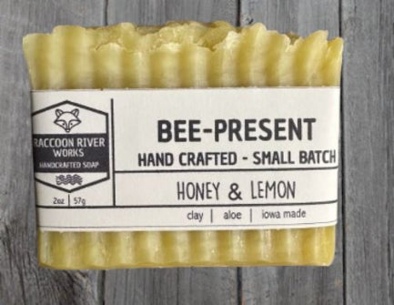 Bee-Present - Honey & Lemon (1/2 Bar)
